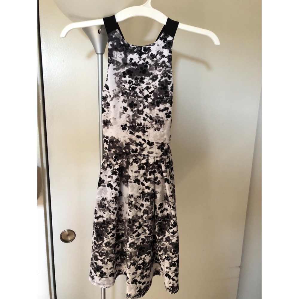 Crisscross back dress